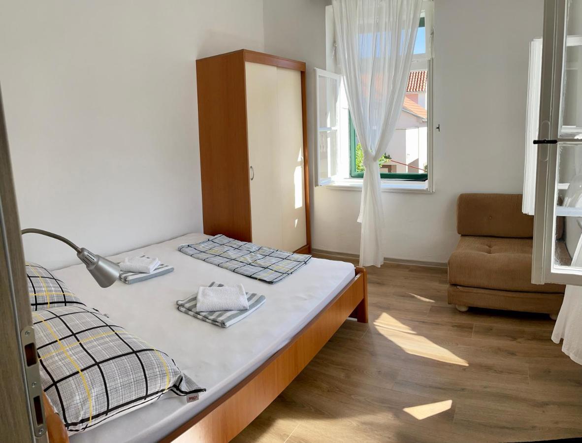 Apartman Zablaće Buitenkant foto